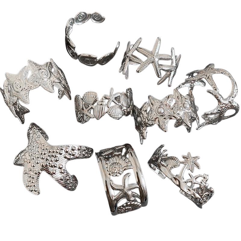 Adjustable European Seashell Open Cuff Bracelet - High-End Niche Design Metal Bangle
