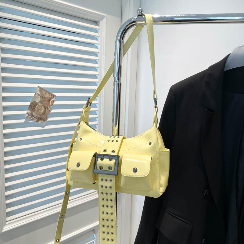 Niche Design Handbag Rivet Shoulder Underarm Bag Women's 2025 New High-end Commuter Tote Bag