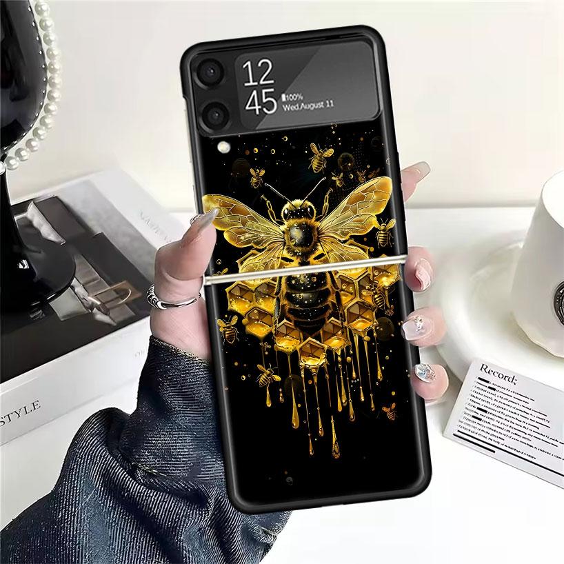 Bee Keeping Honey Animal Cases For Samsung Galaxy Z Flip 4 5 6 7 3 Z Flip7 Flip6 Flip4 Flip5 Flip3 5G Hard Shockproof Fundas Cov
