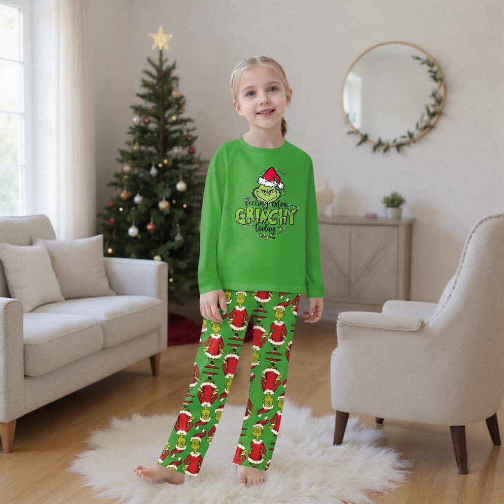 Passende Familiensets mit Weihnachtsmotiven, Langarmshirts und Hosen