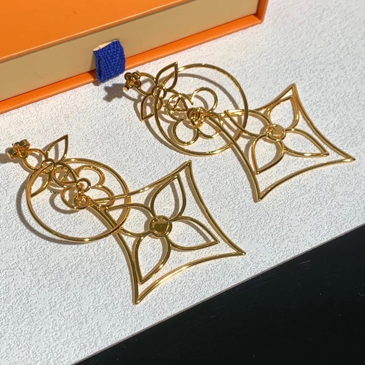 

Elegant Gold-Plated Rhombus Tassel Earrings for Women