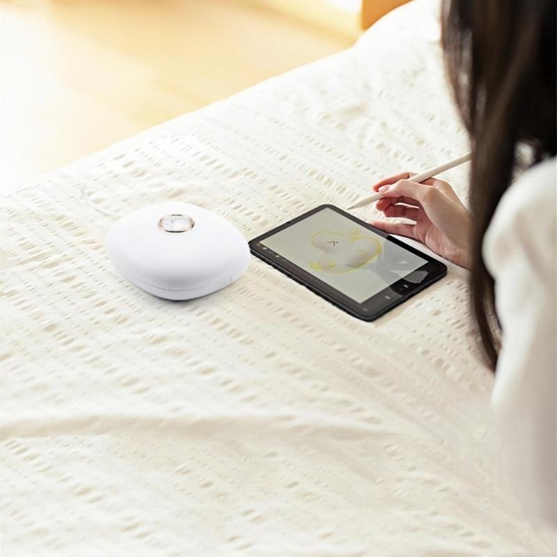 Silent Vibrating Digital Alarm Clock with Cat Backlight Dual Alarm 12/24H Powerful Vibration Wake Up Snooze LED Table Clock