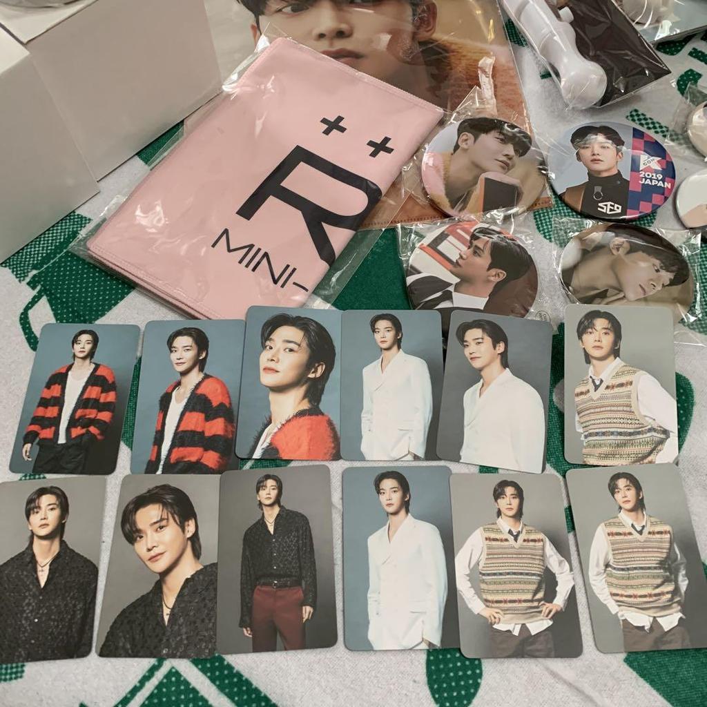 [USED] Korean drama actor Rowoon fan meeting official goods bundle sale