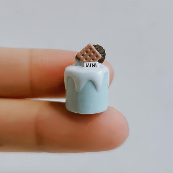 

Mini Dessert Model 1:12 Scale Miniature Cake Handmade Resin Food Accessories for Doll Mansion Decoration Kids Pretend Play D