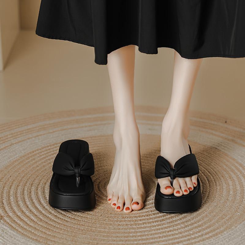 Thick-soled French fairy wind toe flip-flops shoes for women to wear summer new square head slope heel beach cool slippers