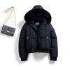 Women's short cotton-padded clothes, new winter loose and thickened hooded cotton-padded jackets, large fur collars, bread clothes, and jackets are tr
