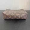 [Pre-Owned] Poche Toilette 19 Classic Monogram Versatile Portable Canvas Toiletry Bag Clutch - Very Good #4QWCT9
