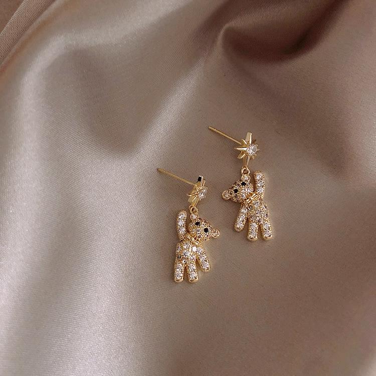 Light Luxury and High-end Earrings, Women