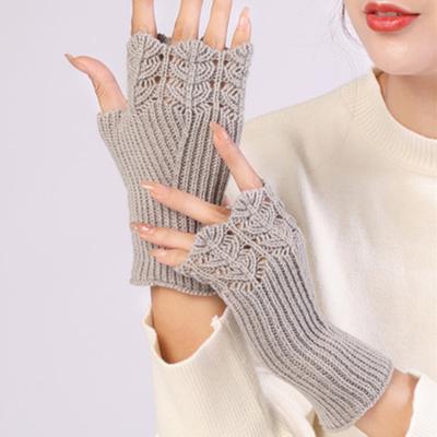 Dámské zimní bezprsté rukavice Teplé měkké pletené palčáky Elegantní zápěstní paže ruka Poloprsté Elastické krátké rukavice Guantes