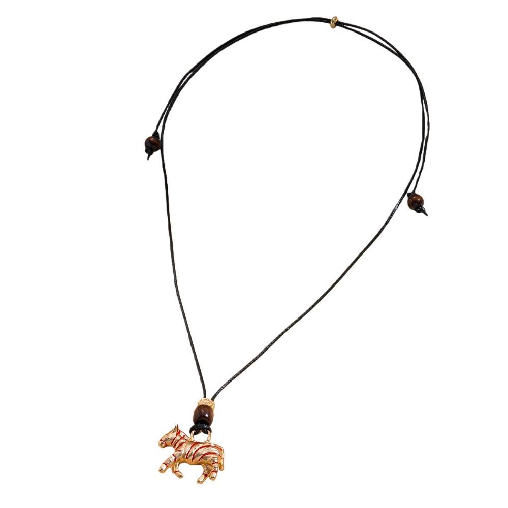 

Деревянные бусины Цинк Цинковый сплав Подвеска-лошадь Ожерелье Год лошади Этнический стиль Цепочка для свитера Подарок на день рождения золотой