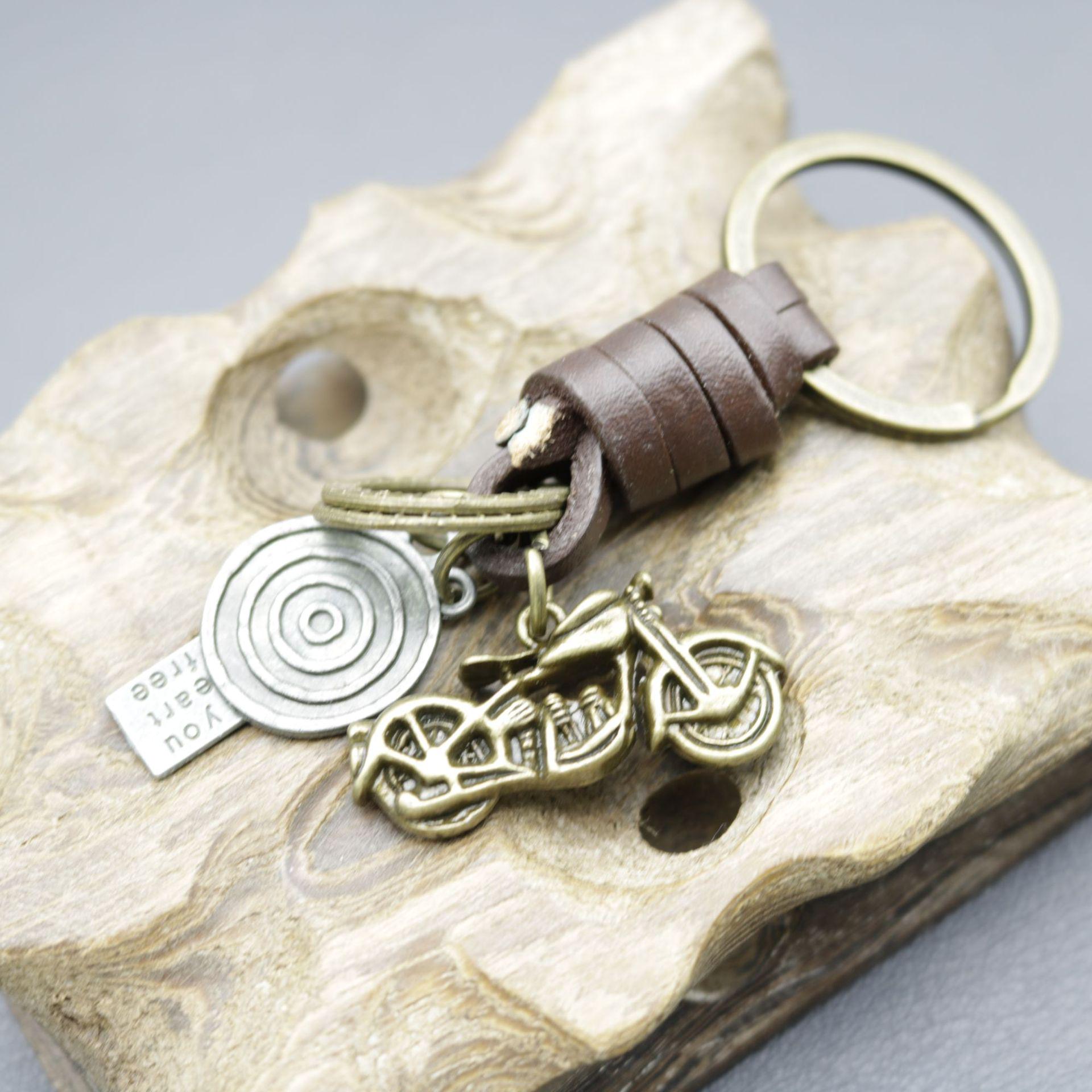 Men s Retro Motorcycle Keychain, Woven Alloy and Cowhide.