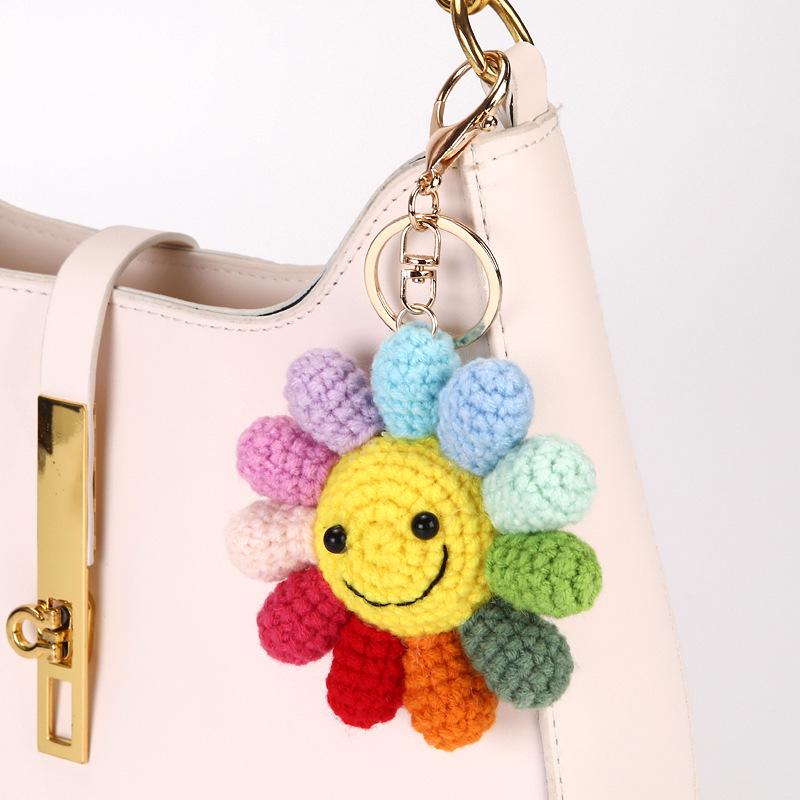 Handmade Wool Sunflower Keychain with Smiley Pendant - Colorful Ornament for Bags & Cars