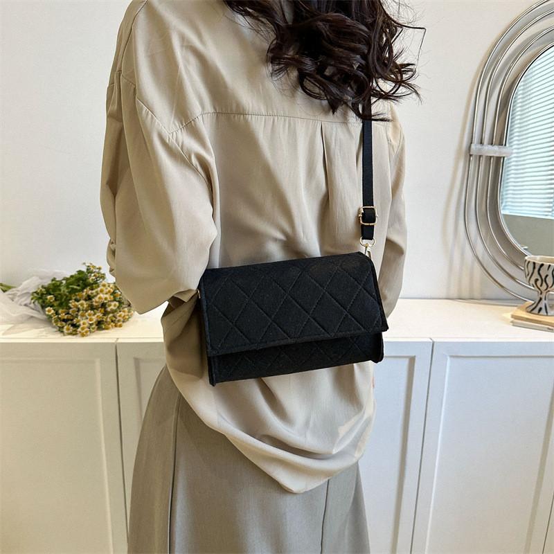 Chic Korean Style Shoulder Bag For Women 2023 Summer Trendy Quilted Purse
