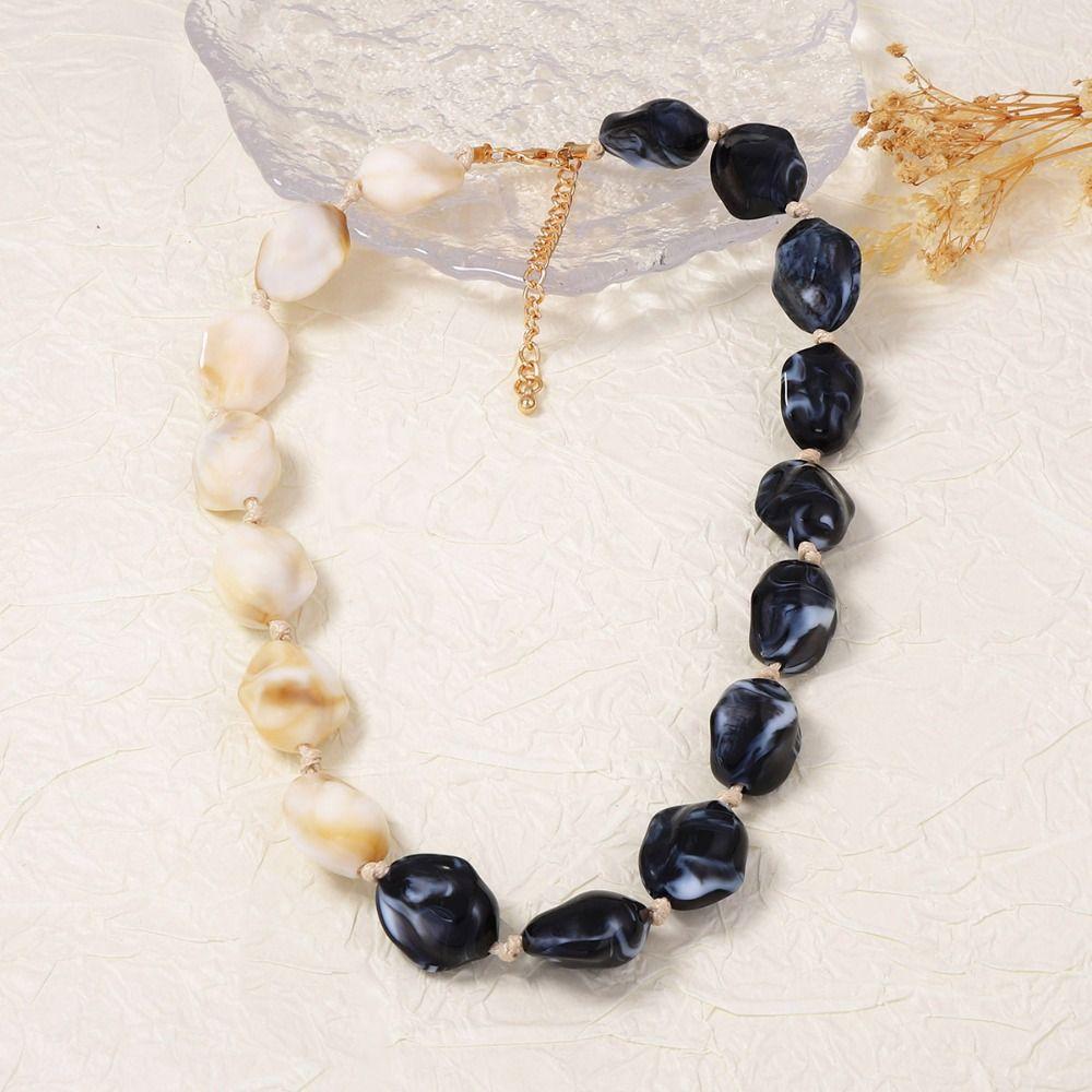 Multi-color Short Necklace Simple Choker Fashionable Exaggerated Beaded Necklace  for Women Girls