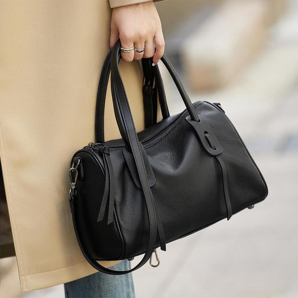 2025 Handtasche aus echtem Leder im Boston-Kissen-Stil: Frühlings- & Herbstmode Einseitige Pendlertasche SC1675