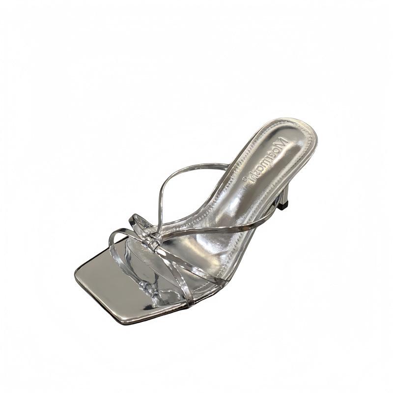 Nischen-Sandalen mit dünnen Riemchen, quadratischer Spitze und offenen Zehen, mit hohen Absätzen, Mädchen, Frühjahr und Sommer 2025, neu, Ein-Wort-Riemchen, dünner Absatz, temperamentvoll, leichte Mund-Slipper