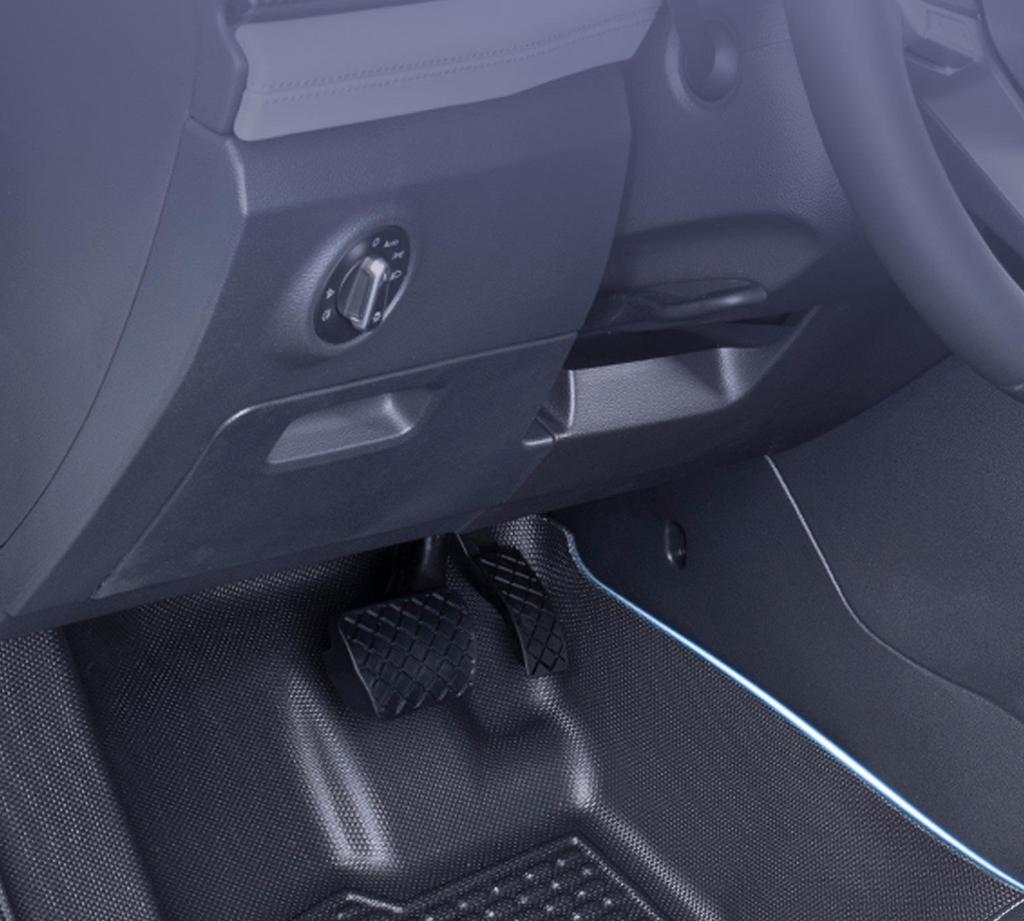 Logo Series TPE Car Floor Mats: Non-slip, Waterproof, and Wear-resistant