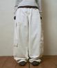 Lujeoseukeulleob Multi Cargo Pocket Wide Cotton Pants Ivory