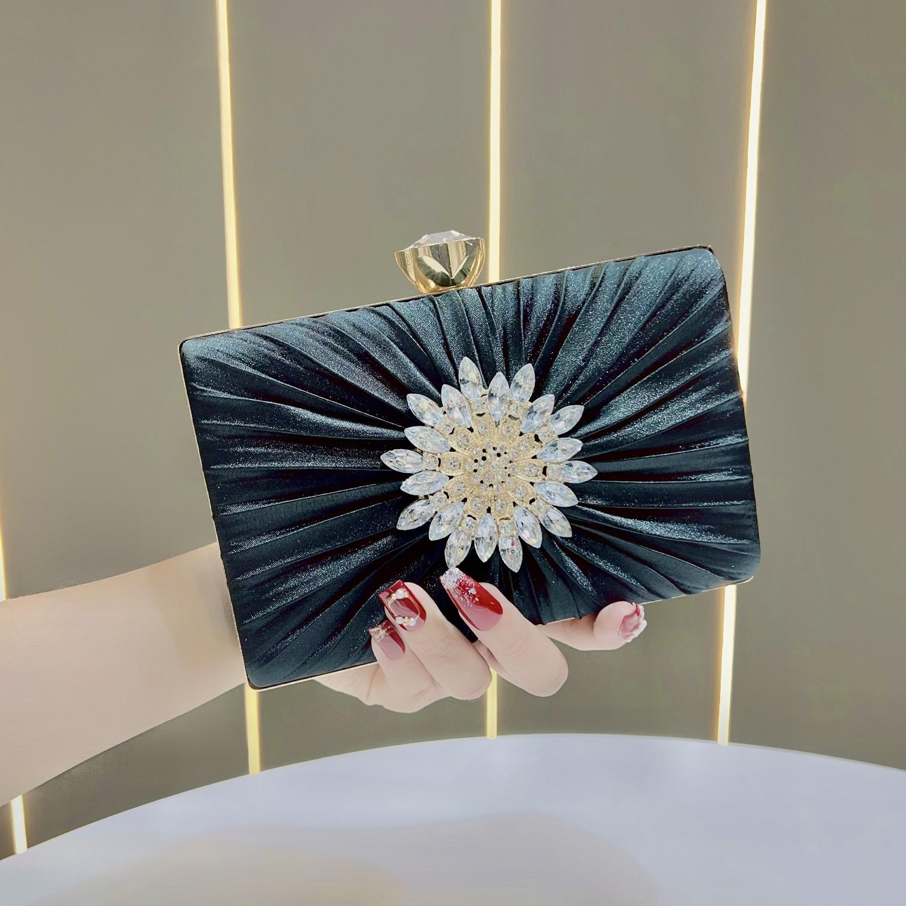

Shiny Rhinestone Birthday Clutch - Versatile Pleated Banquet Dinner Bag Fashionable Sling Crossbody Bag Chic Mini Square Satchel чёрный