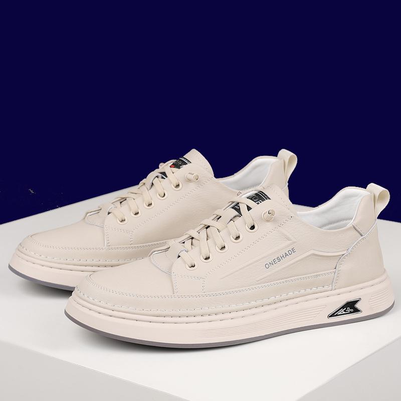 Fashion New Casual Leather Mens Sneakers Versatile Sports Shoes for Men Summer Lace Up Skateboard Footwear Trainers Man Casual Footwear