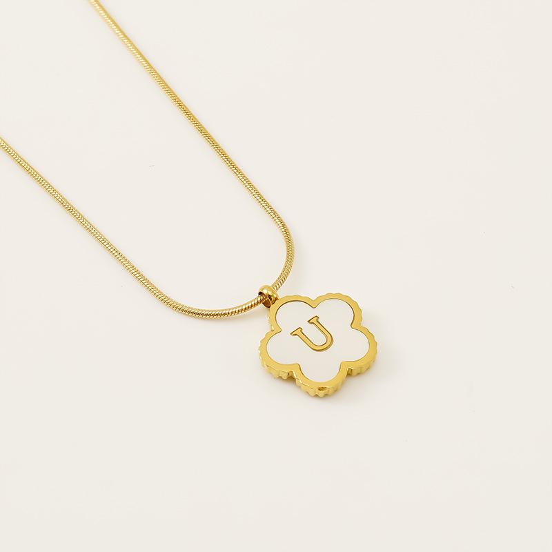 Stainless steel five-leaf clover 18K letter necklace high sense 26 shell letter pendant jewelry