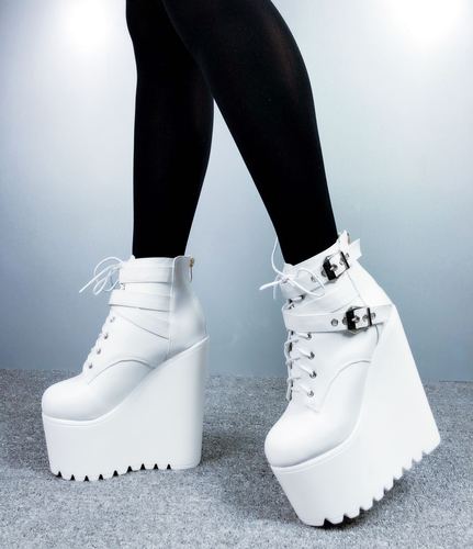 Fashion 16CM Wholesale Autumn Ankle Boots For Women Motorcycle Boots Chunky Heels Casual Lacing Round Toe Platform Boots Shoes Female