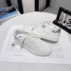 College style thick-soled versatile little white shoes women's autumn 2025 new breathable and lightweight flat-bottomed sports and leisure board shoes