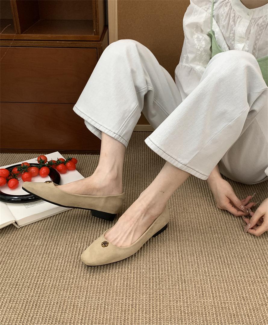 

2025 spring new retro Xiaoxiangfeng single shoes women s one-pedal ladyshoes commuter shoes women s shoes 39 абрикосовый