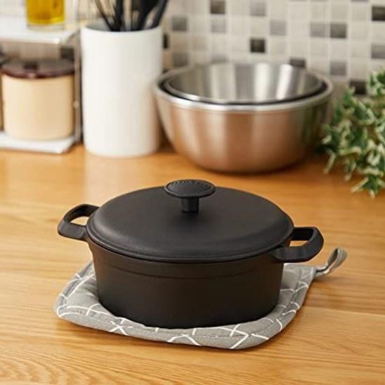 Iwachu Family Stew Pan 18 Black Coating Inner Diameter 18.5cm IH Compatible Nambu Cast Iron 21619