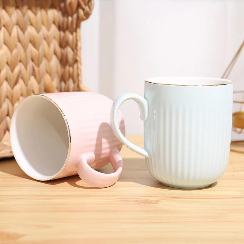 Hochwertige vertikale Streifen Keramikbecher Kaffee Tee Tassen Kaffee Paar Geschenk Original Tassen Kostenloser Versand Tasse für Tee Drinkware