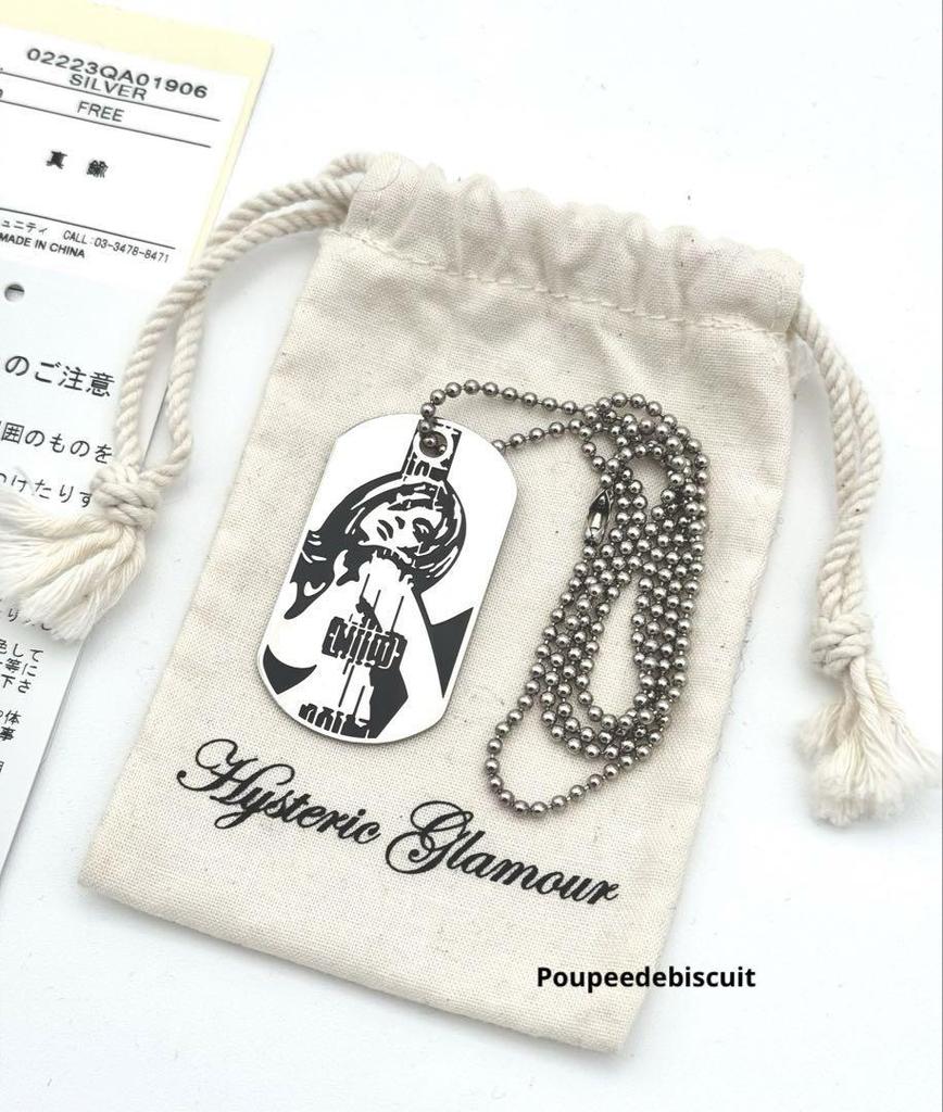 [USED] HYSTERIC GLAMOUR Guitar Girl Necklace Worn by Chaewon