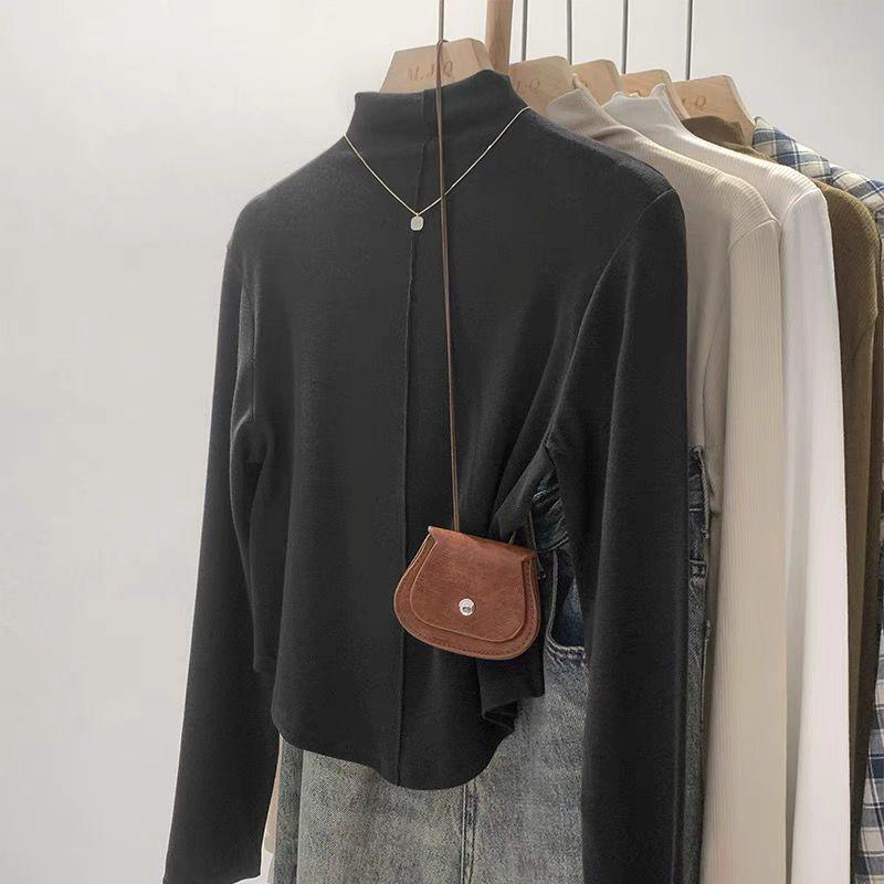 Podzim 2024 Dámský sametový top s rolákem a dlouhým rukávem slim fit