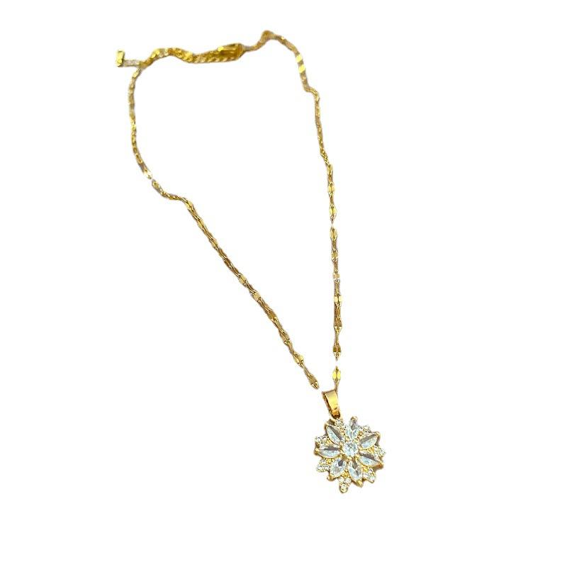 Shining Light Luxury Flower Full Diamond Real Gold Necklace Women'S Lucky Collarbone Chain With Jewelry