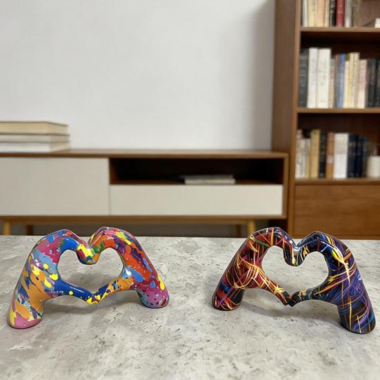 Heart Hands Sculpture Love Heart Hands Gesture Statue for Room Bookshelf Coffee Table Dining Table Centerpiece