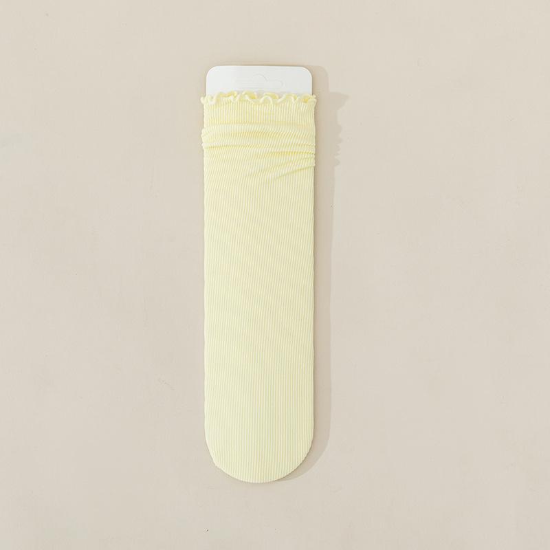 

Women s Ice Silk Velvet Mid-Calf Slouch Socks - Spring/Summer Thin White Trim. One size вершковий