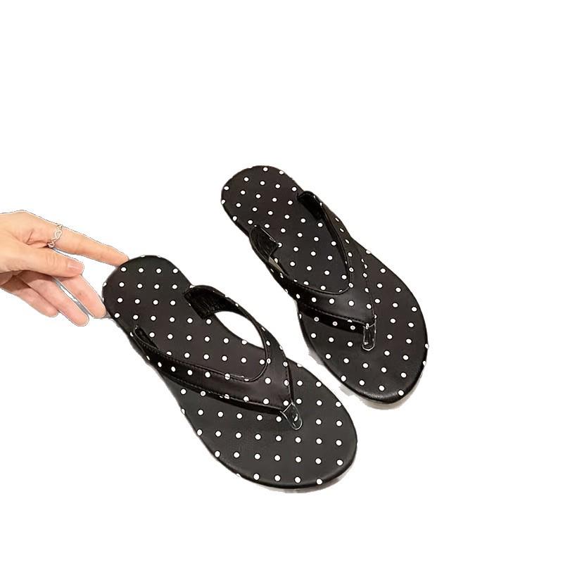 Plus Size Polka Dot Korean Style Summer Flip Flops