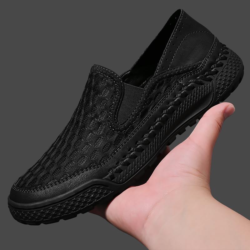 Lightweight Men Casual Shoes Breathable Slip on Male Casual Sneakers Anti-slip Mens Mesh Flats Outdoor Walking Loafers Moccasins