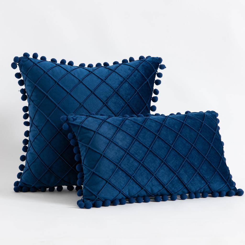 Cute Pom-poms Throw Pillow Covers 30x50cm 45x45cm Luxury Textured Square Cushion Case for Sofa Bedroom Pillowcase Christmas Gift