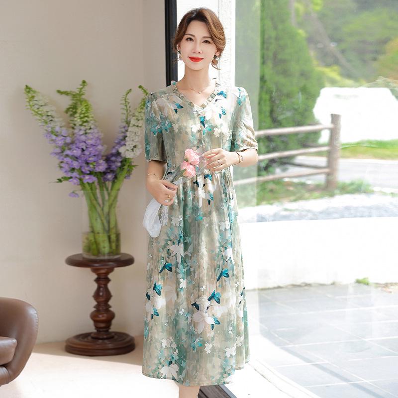 

Трендовое летнее платье 2025 года выше колена, стройнящее фигуру, для женщин среднего возраста 4XL зелёный