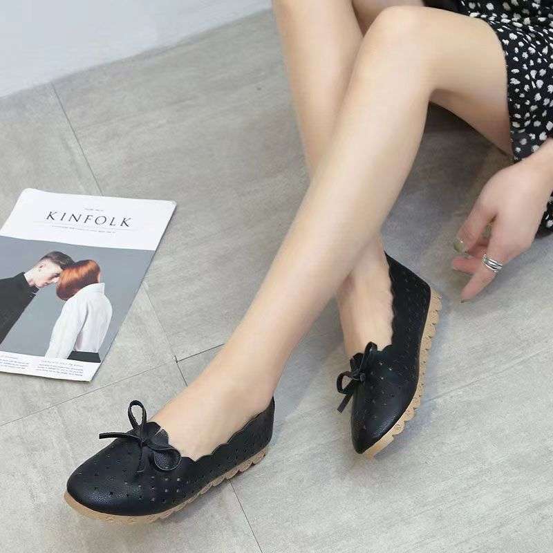 Doudou Shoes Female Mother Shoes Spring and Autumn Flat-bottomed Casual Single Shoes One Pedal Lazy Shoes White Nurse Shoes