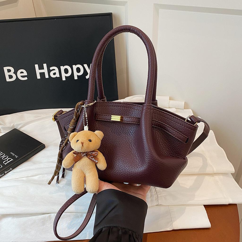 Retro solid color design bear pendant 2025 new high-end pleated dumpling bag handbag messenger bag bag female