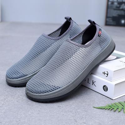 Sommer neue Herren Mesh Stoffschuhe weichsohlige rutschfeste Papa Schuhe atmungsaktiv und leicht Mittelalterliche und ältere Walking Schuhe