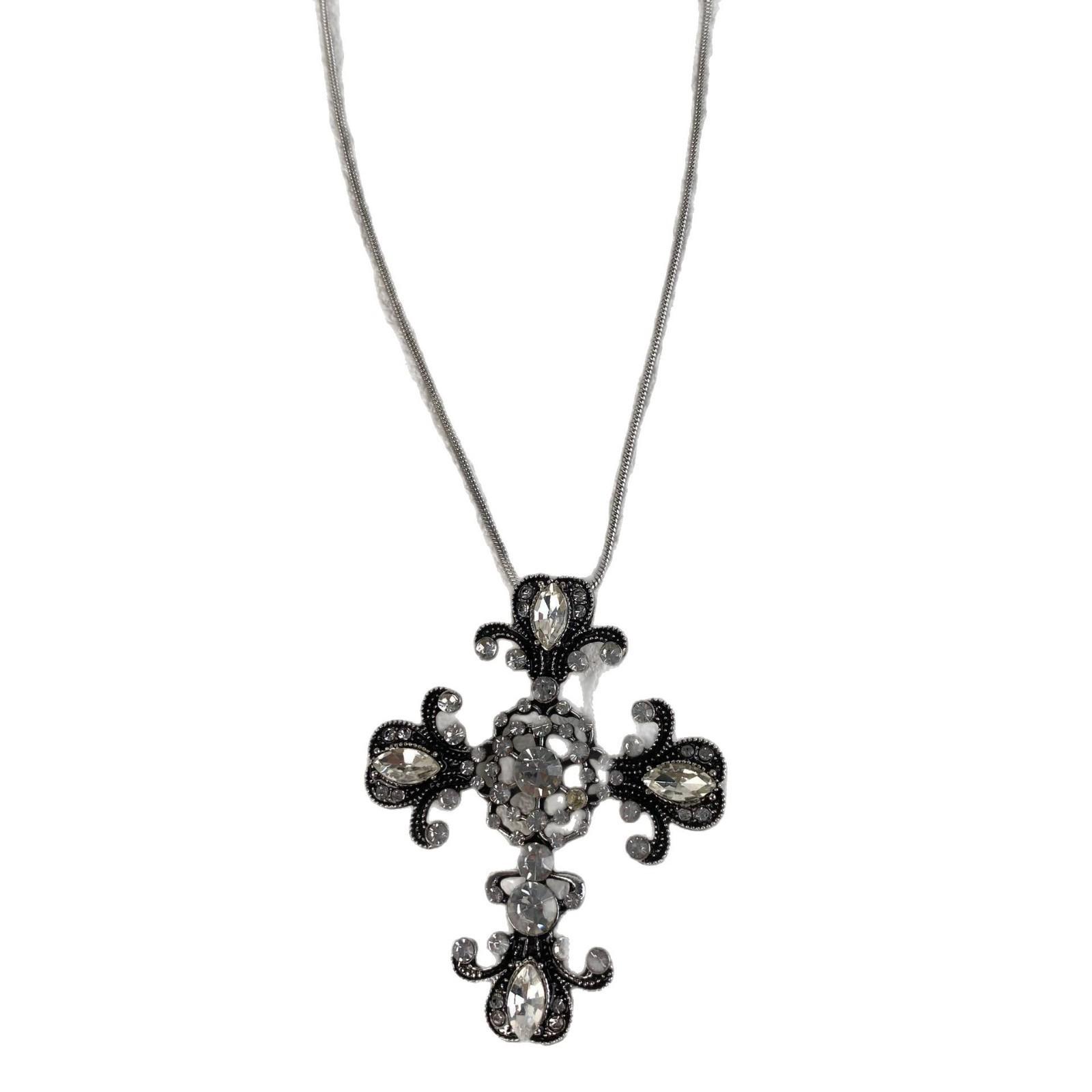 

European and American sweet and cool babes diamond-encrusted cross necklace light luxury high-end niche design long collarbone chain tide