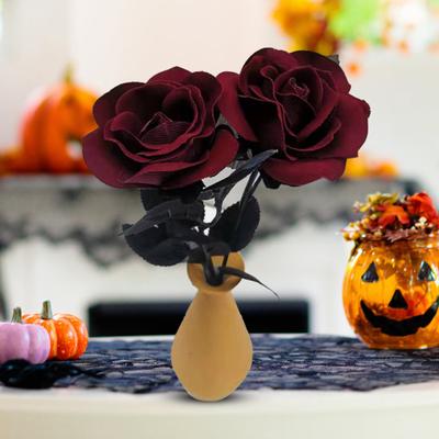 2 ks Halloween umělé květinové dekorace realistická kytice krvavých růží umělé květiny pro duchy, festivaly, večírky, domácí dekorace