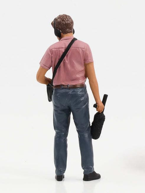 American Diorama Scale Male Assistant Figure 1/18 On-Air (4 Figures) [Used]