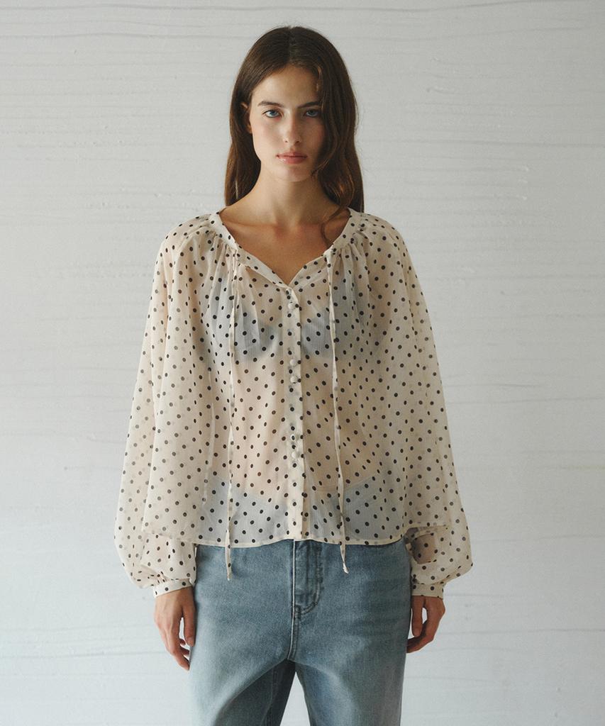 LENINA Lucia Raglan Shirring Dot Blouse_Beige Dot