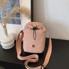 Canvas bag women's summer versatile new niche design messenger bag casual mobile phone bag