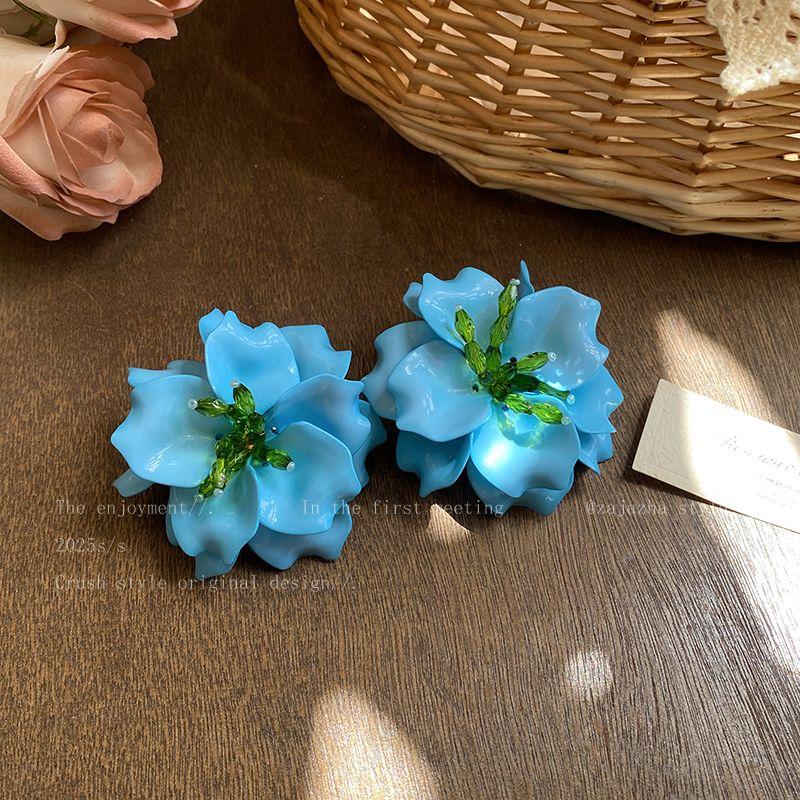 

[Благотворительность для домашних животных розового цвета] Летние каникулы Красивые серьги Серьги Женское колье 2025 Супер горячее кольцо Студенческая вечеринка Браслет Pair of blue flowers