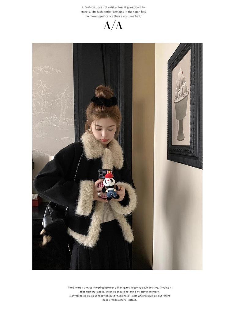 2023 Winter Women's Retro Lambswool & Cotton-Padded Jacket