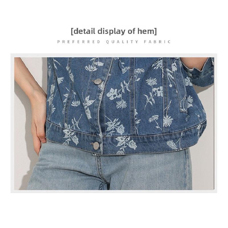 Vintage-style Short Denim Jacket with a Turn-down Collar for Women, 2026 Spring New Casual Jacket, Loose-fitting Top